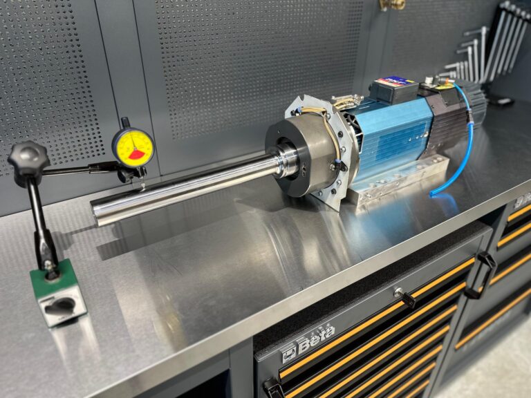 Processo di rigenerazione dell'elettromandrino HOMAG-SKF