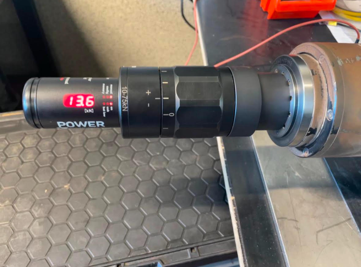 Test upínací síly nástroje ve vřetenu CNC