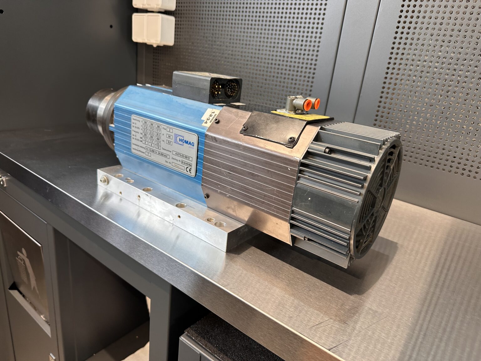 HOMAG SKF elektrospindel uit Weeke Venture 1M na volledige service