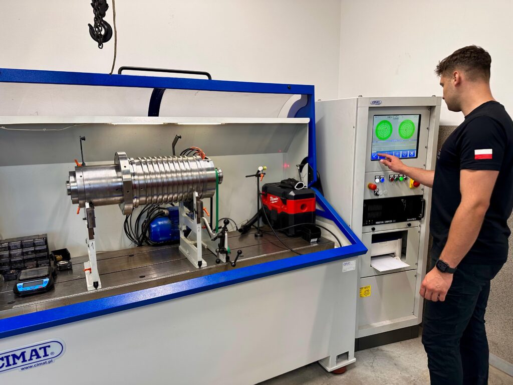 Wyważanie wrzeciona DOOSAN DNM 350/5AX Wyważanie wrzeciona — DOOSAN DNM 350/5AX