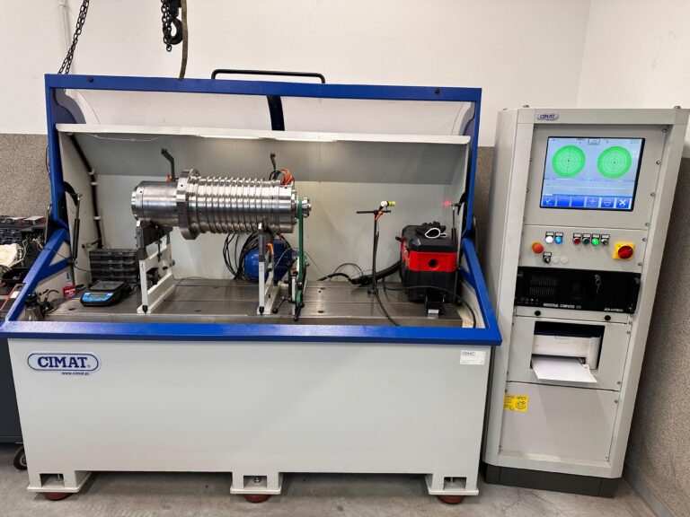 Wrzeciono na maszynie do wyważania — DOOSAN DNM 350/5AX Wrzeciono na wyważarce — DOOSAN DNM 350/5AX