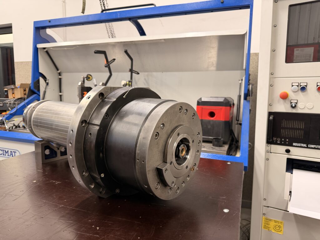 Service der Mori Seiki NH8000 Spindel mit HSK A100 Kegel
